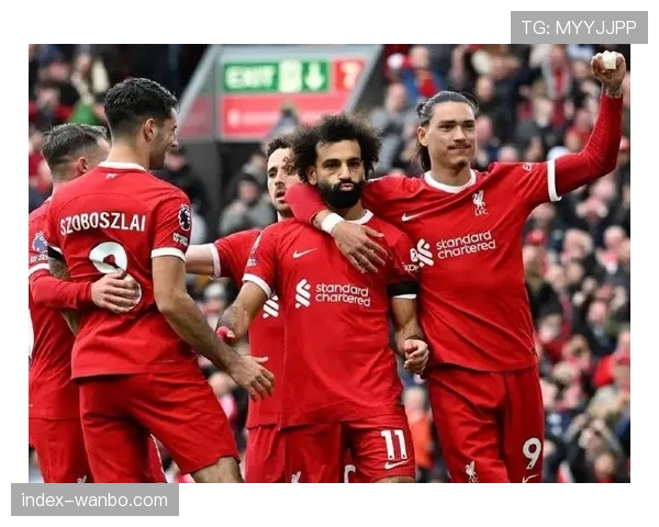 英超焦点战阿森纳剑指三分趁利物浦连败迎争冠反超良机