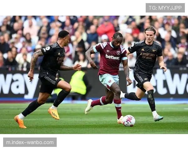 英超2026赛季战术趋势转向直接打法 场均传球次数降至849.1次长传使用率显著提升